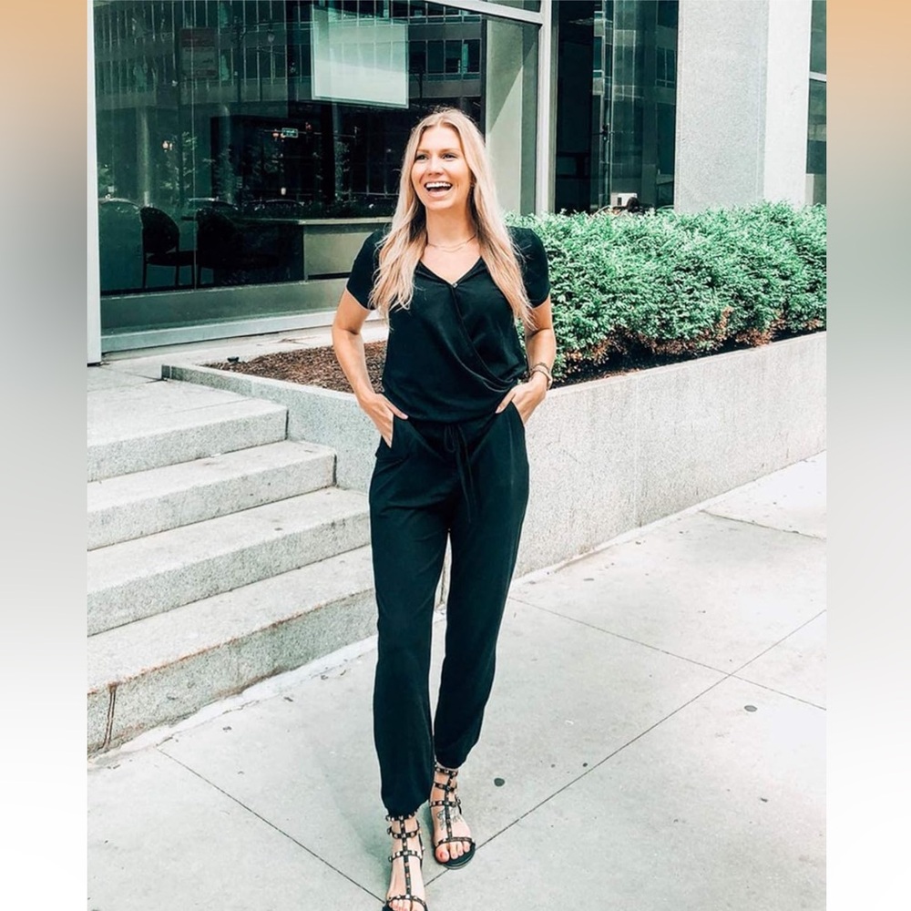 Elegant Black Women's Jumpsuit - Picture 2 of 10